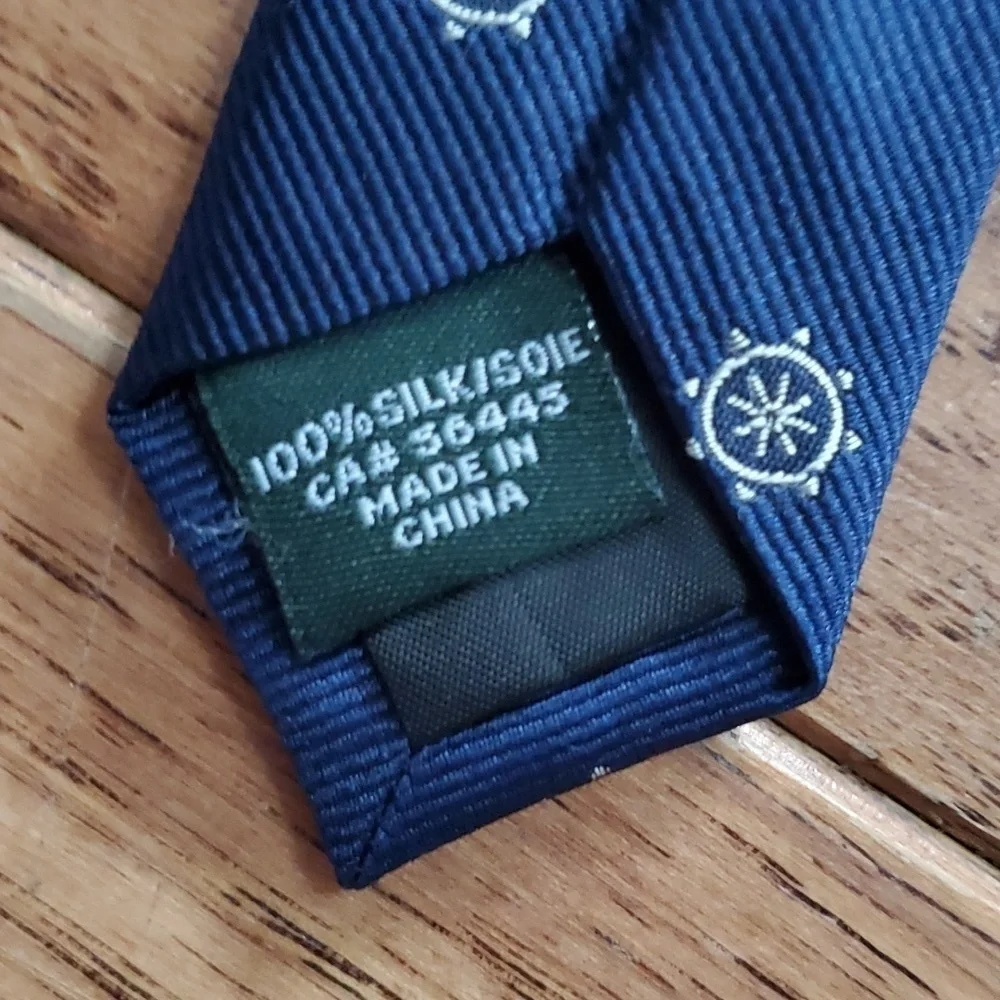 J. Crew the silk tie blue wheel